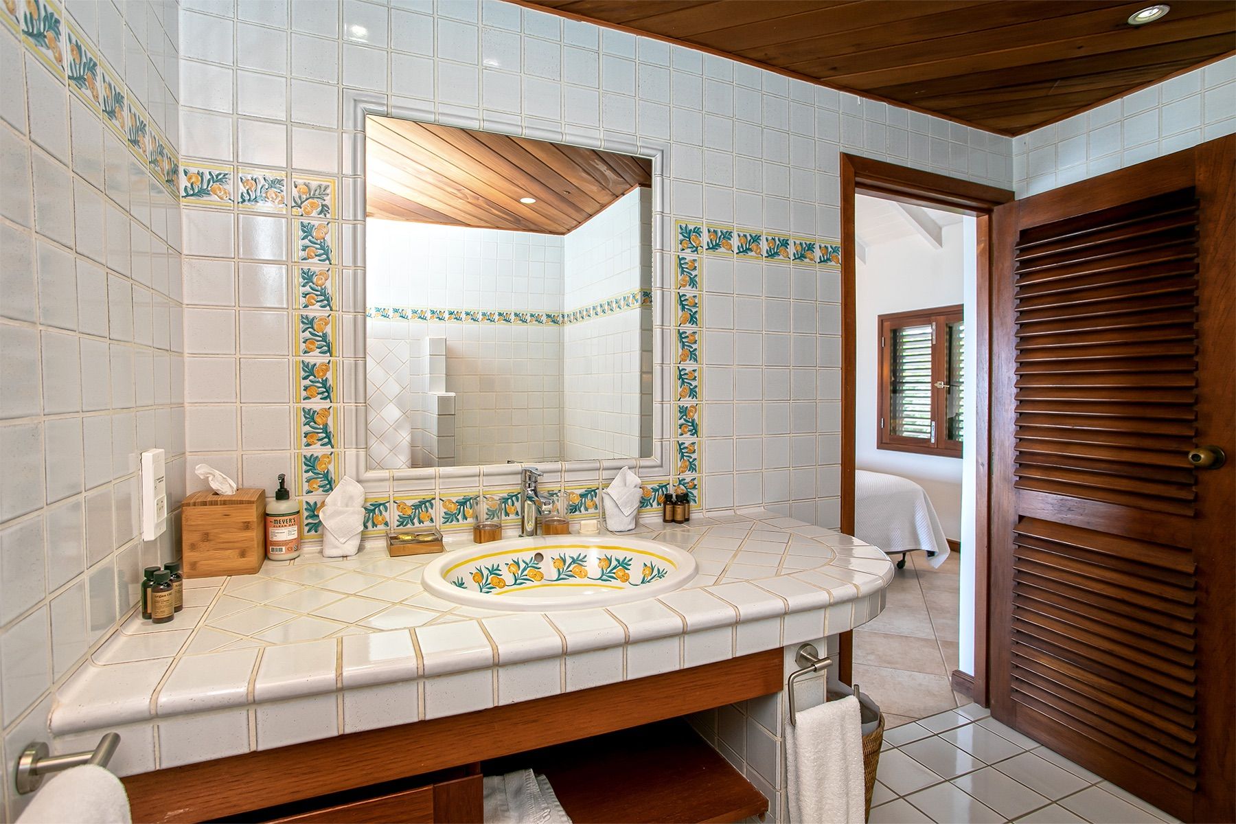 Blue Beach Villa villa photo.